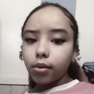 Meet your Posher, Amelia